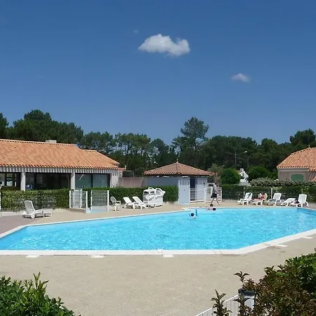 Maison Foret Et Piscine, Les Mas De Vertmarines * Saint-Jean-de-Monts