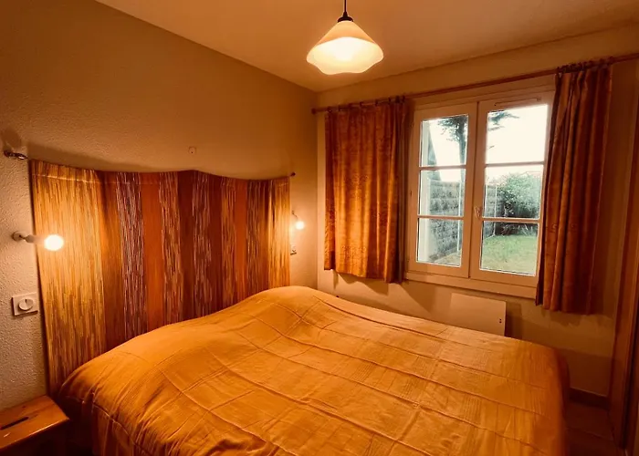 Maison Foret Et Piscine, Les Mas De Vertmarines *